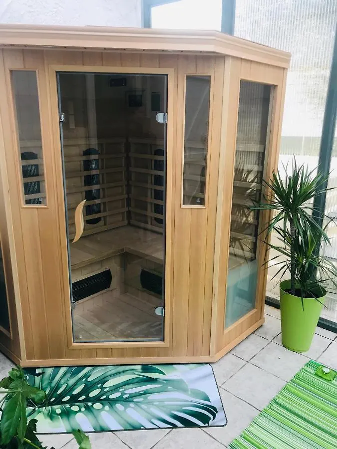 Chambres D'Hotes Les Oliviers - Marignane 0*,
